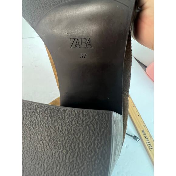 NWT Zara Brown Suede Chelsea High Block Heel Pull Tab Slip On Ankle Boots Sz 6.5 - Picture 9 of 10